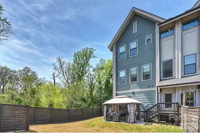 1500 Hawthorne Lane #A, Charlotte, NC 28205 - Photo 2