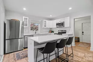 353 Kelly St, Statesville, NC 28677 - Photo 6