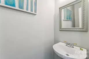 9149 Viscount Ln, Charlotte, NC 28269 - Photo 10