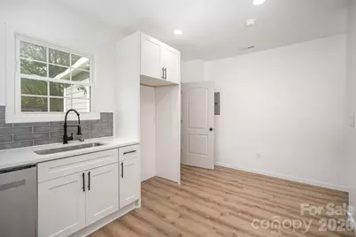 115 Palmer Street, Shelby, NC 28150 - Photo 2