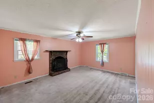 1107 Hardin Dr, Shelby, NC 28150 - Photo 4