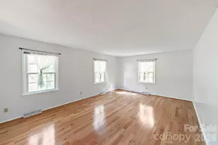 1107 Hardin Dr, Shelby, NC 28150 - Photo 10