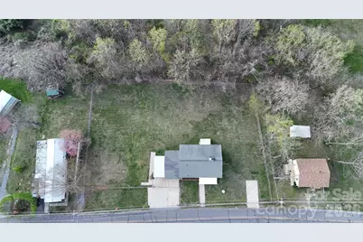 309 Morehead Drive, Marion, NC 28752 - Photo 14