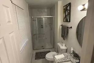 4048 Tamerlane Dr, Charlotte, NC 28205 - Photo 2