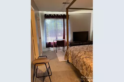 4048 Tamerlane Drive, Charlotte, NC 28205 - Photo 8