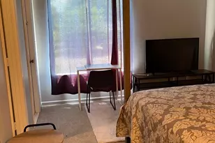 4048 Tamerlane Dr, Charlotte, NC 28205 - Photo 8