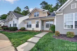 731 Sasha Ct, Rock Hill, SC 29732 - Photo 2