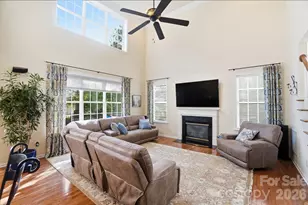 6712 Old Persimmon Dr, Charlotte, NC 28227 - Photo 8