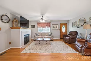 284 Blossom Hill Rd, Lincolnton, NC 28092 - Photo 6