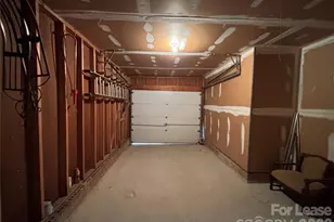 6708 Marston Ct, Charlotte, NC 28215 - Photo 32