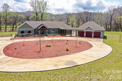 118 McOwenben Pass, Lake Lure, NC 28746 - Photo 6