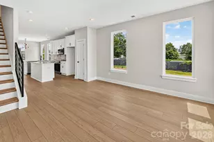 150 Red Azalea Ln, Charlotte, NC 28217 - Photo 6