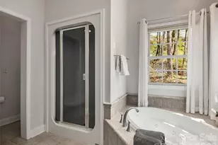 101 Skyview Dr, Asheville, NC 28804 - Photo 22