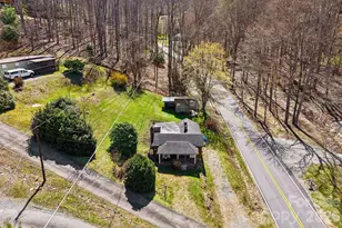 719 Camp Branch Rd, Waynesville, NC 28786 - Photo 22