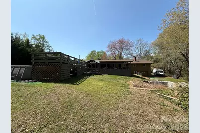 3309 40th Avenue Place NE, Hickory, NC 28601 - Photo 4