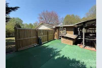 3309 40th Avenue Place NE, Hickory, NC 28601 - Photo 12