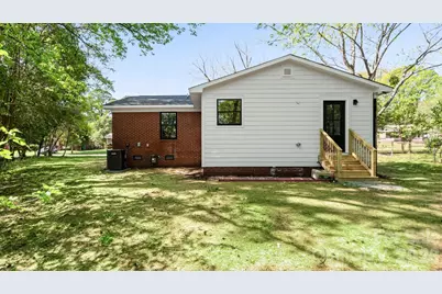 4817 Ridgeley Drive, Charlotte, NC 28208 - Photo 32