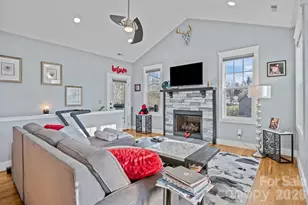 2 Wood Path Ln, Arden, NC 28704 - Photo 8