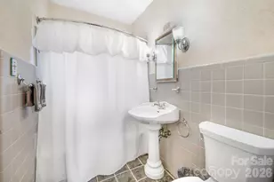 4 Dogwood Rd, Asheville, NC 28804 - Photo 26