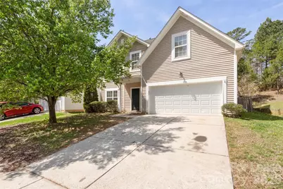 12427 Oakton Hunt Drive, Charlotte, NC 28262 - Photo 2