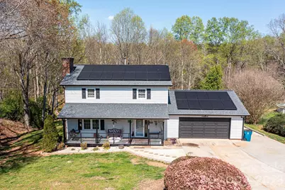 3229 15th Avenue NE, Conover, NC 28613 - Photo 2