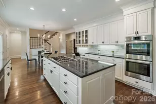 8124 Greencastle Dr, Charlotte, NC 28210 - Photo 20