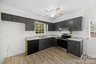 425 Whitethorn Dr, Gastonia, NC 28054 - Photo 6