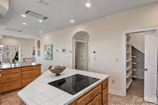 33 Elk Ridge Dr, Asheville, NC 28804 - Photo 14