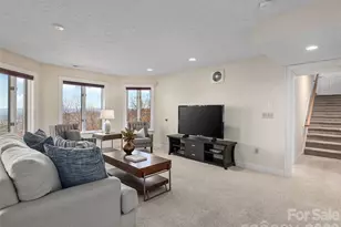 33 Elk Ridge Dr, Asheville, NC 28804 - Photo 32