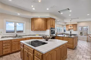 33 Elk Ridge Dr, Asheville, NC 28804 - Photo 12