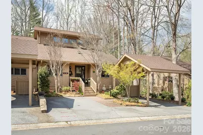 601 Red Oak Drive, Hendersonville, NC 28791 - Photo 2