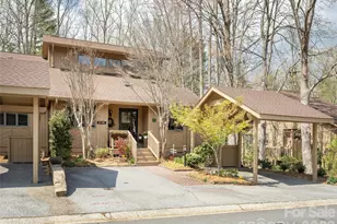 601 Red Oak Dr, Hendersonville, NC 28791 - Photo 2