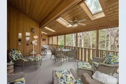 601 Red Oak Drive, Hendersonville, NC 28791 - Photo 8