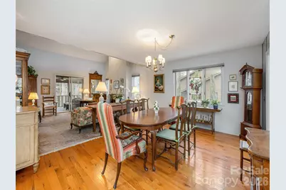 601 Red Oak Drive, Hendersonville, NC 28791 - Photo 6