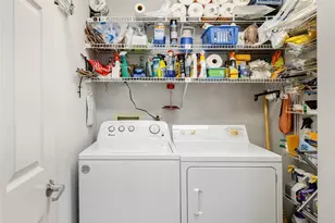 601 Red Oak Dr, Hendersonville, NC 28791 - Photo 26