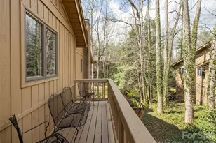 601 Red Oak Dr, Hendersonville, NC 28791 - Photo 20