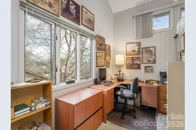 601 Red Oak Drive, Hendersonville, NC 28791 - Photo 28