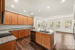 12326 Scott Creek Dr, Charlotte, NC 28213 - Photo 6