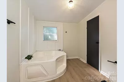 190 Ridge Creek Drive, Troutman, NC 28166 - Photo 18