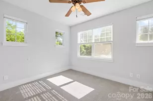 605 Village Main Cir, Davidson, NC 28036 - Photo 14