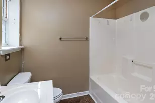 11751 Blue Tick Ct, Charlotte, NC 28269 - Photo 20