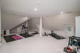 2835 Wimbledon Dr, Gastonia, NC 28056 - Photo 38