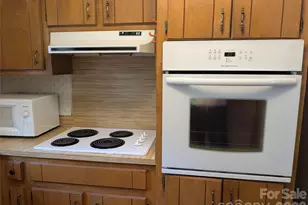 903 Sterling Dr, Kings Mountain, NC 28086 - Photo 2