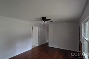 6 Fairway Dr, Asheville, NC 28805 - Photo 4