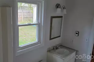 6 Fairway Dr, Asheville, NC 28805 - Photo 12