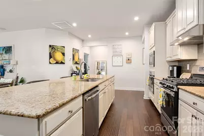 8400 Bretton Woods Drive, Charlotte, NC 28227 - Photo 16
