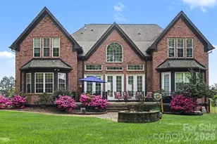 14515 Davis Trace Dr, Mint Hill, NC 28227 - Photo 2