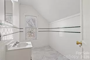 89 Walnut St, Waynesville, NC 28786 - Photo 20