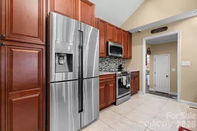 1315 Pear Drive, Conover, NC 28613 - Photo 6