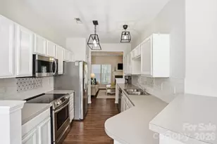 2005 Cramerton Village Dr, Cramerton, NC 28032 - Photo 8